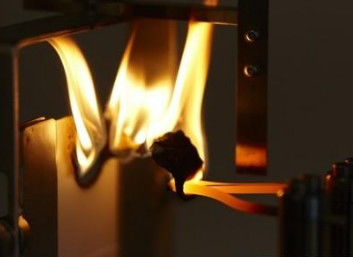 लौ retardant प्रमाणन CTI और PTI परीक्षण मानक GB/T 4207 IEC 60112 EN IEC 60112